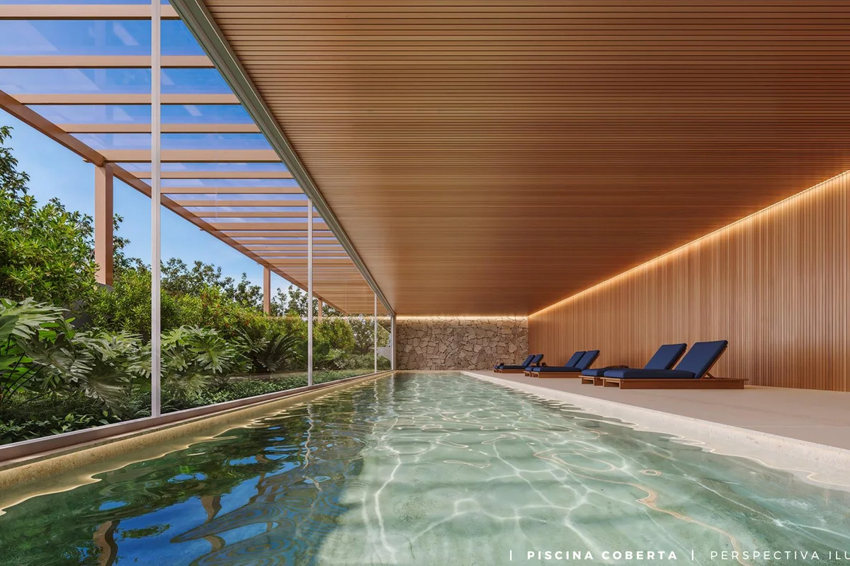 Piscina coberta e aquecida do Vista Alphagran, com tratamento de ozônio